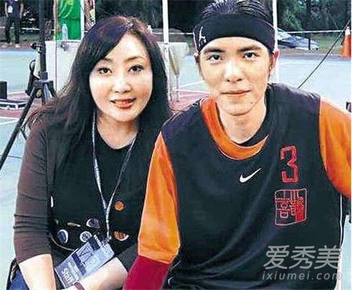 萧敬腾疯粉事件怎么回事 萧敬腾疯粉事件原因始末