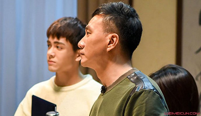 胡军挂人式力挺