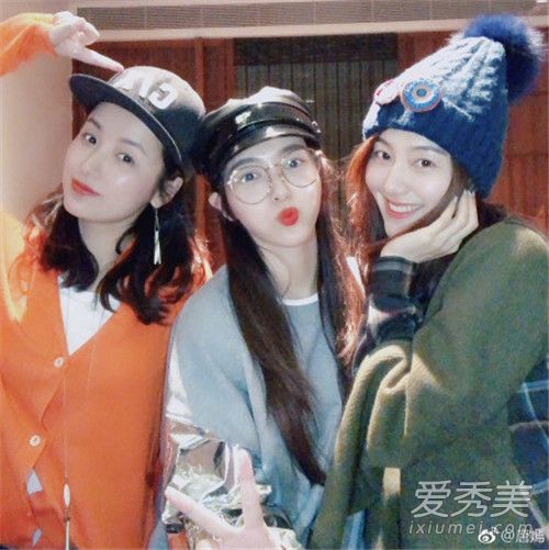 唐嫣晒姐妹聚会照怎么回事 唐嫣姐妹聚会照片