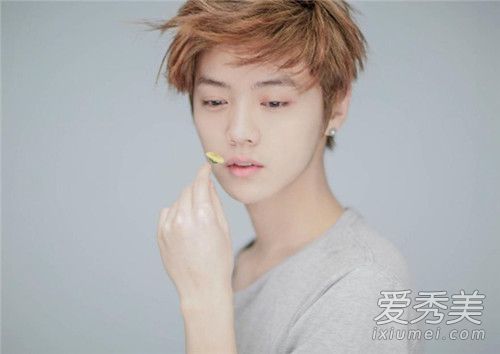 鹿晗发民国表情包为什么被骂 鹿晗发民国表情包事件始末