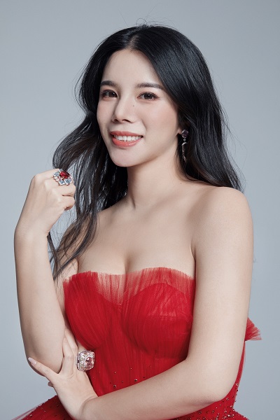 Yu HoldingsͶʼ˼CEOYU PRIZE󽱷YUMEE Ʒƴʼ˼ܼWendy Yu.jpg